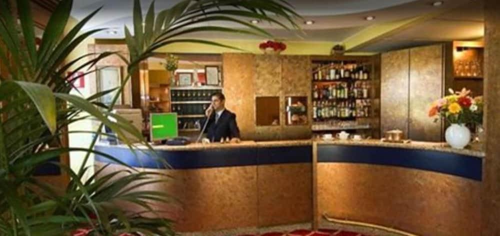מילאנו Hotel Cinque Giornate מראה חיצוני תמונה